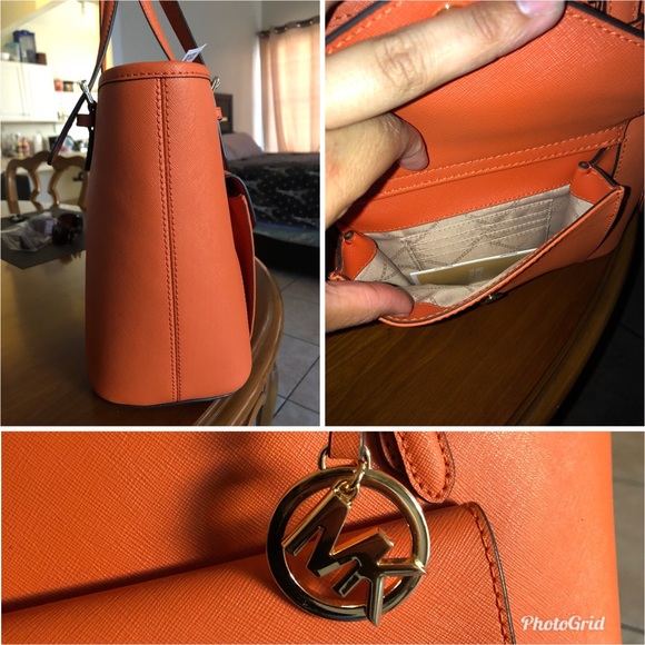 New MK Leather Tote 🔥✨ Great Deal 🤑 - Picture 7 of 8